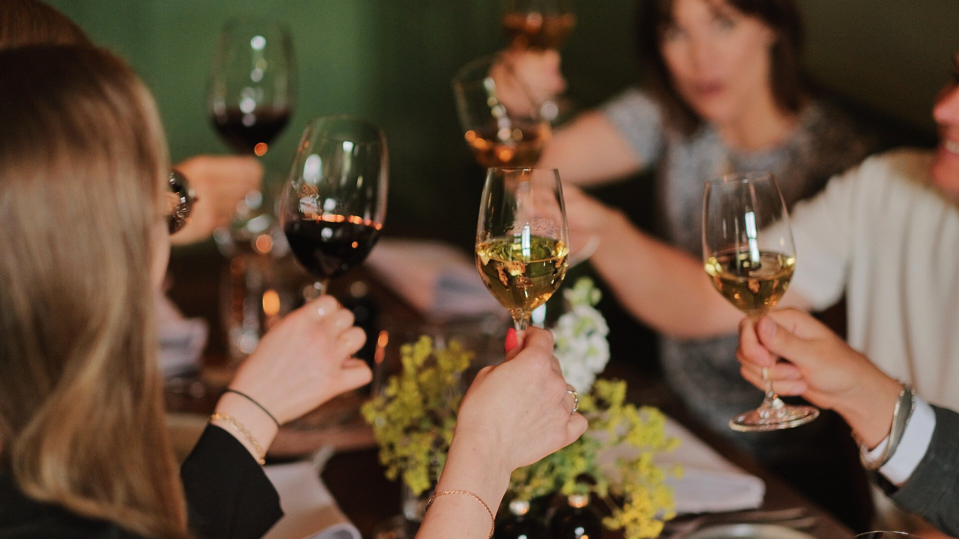 skålar på afterwork i slott